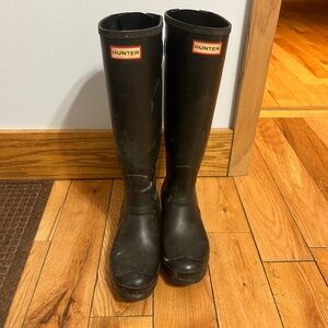 Hunter Black Knee-High Rubber Rain Boots with adjustable calf